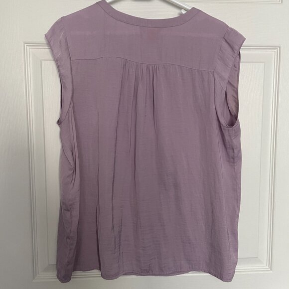 Joe Fresh Top - Picture 4 of 7